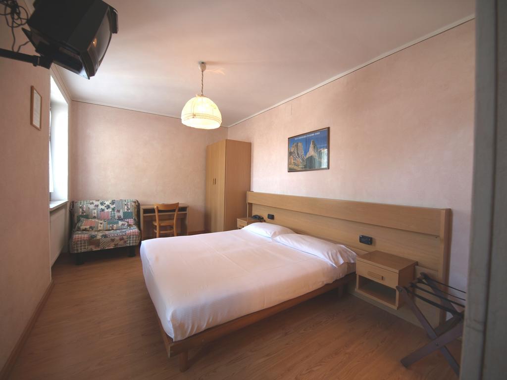 Albergo Nazionale Vernante Exteriér fotografie